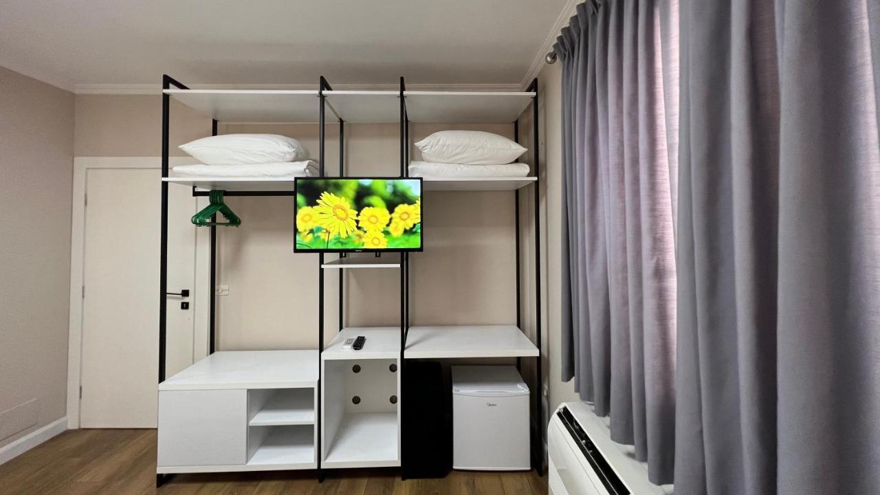Vila 90 Boutique Hotel ติรานา ภายนอก รูปภาพ