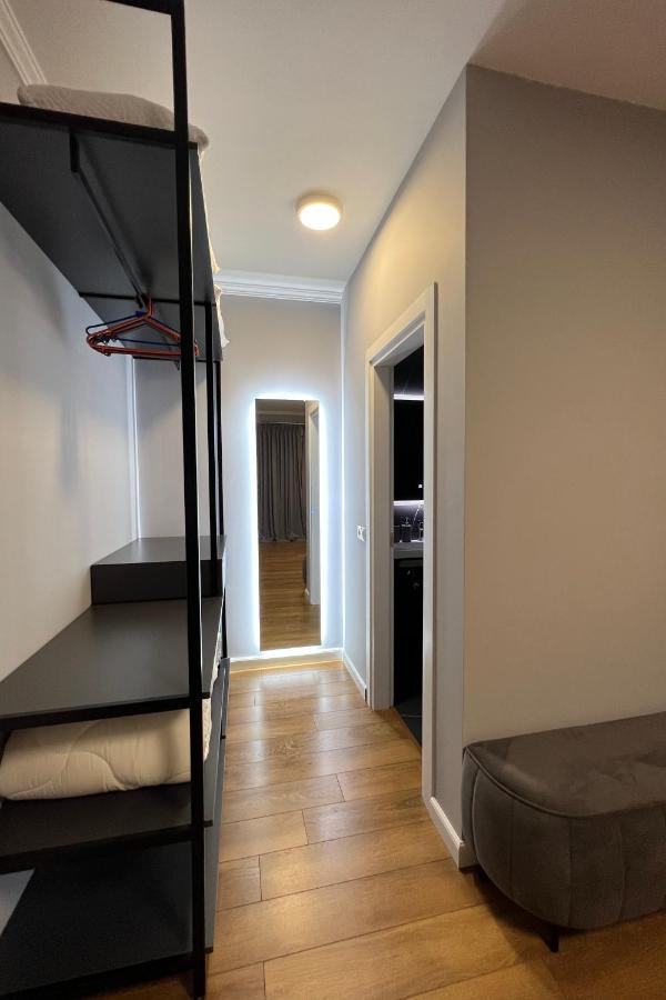 Vila 90 Boutique Hotel ติรานา ภายนอก รูปภาพ